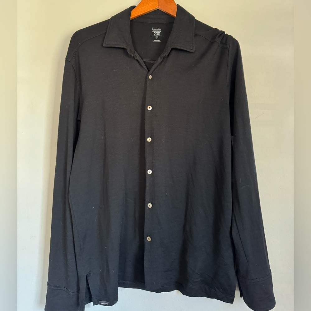 Icebreaker wool button up shirt 200 weight black size large